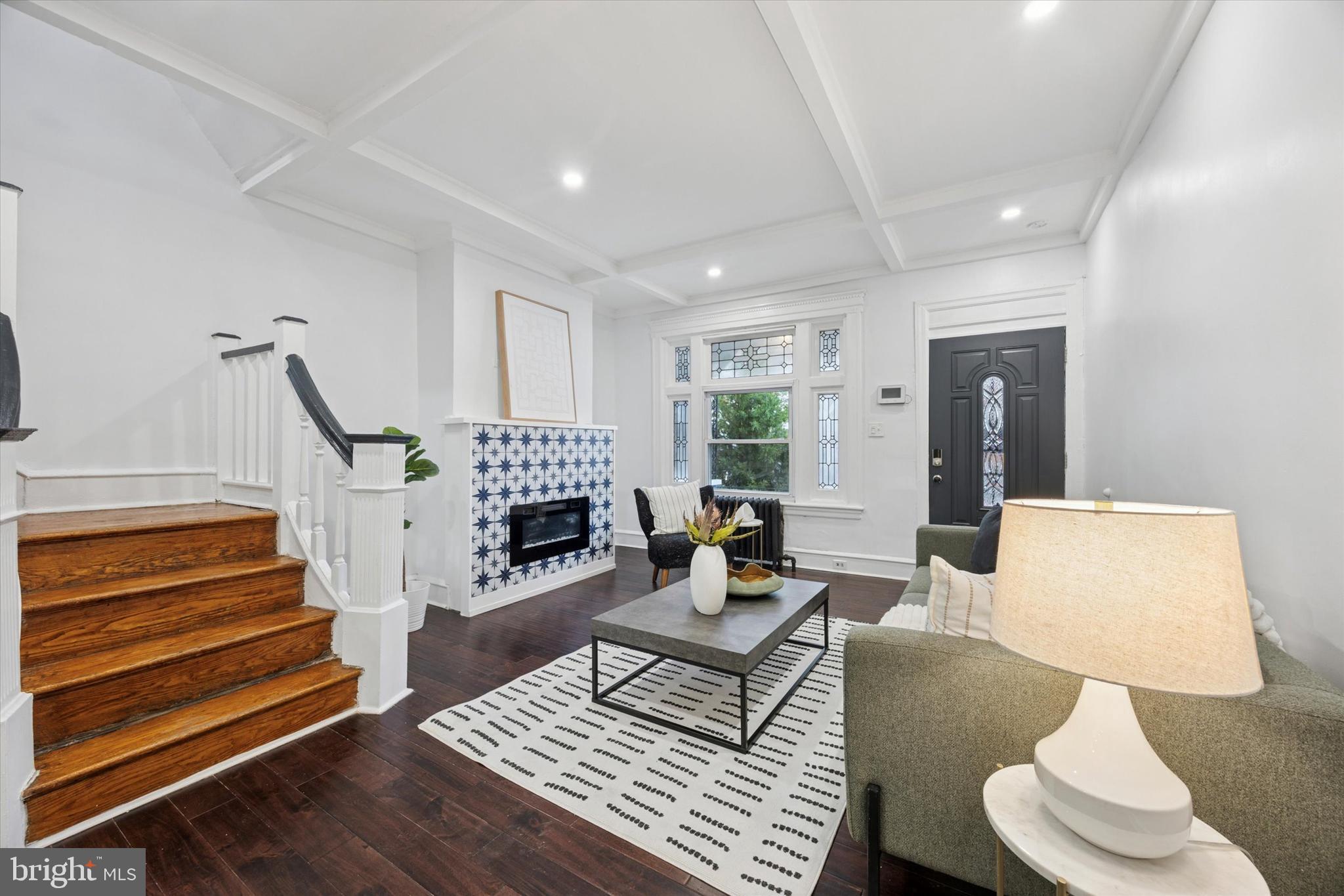 5754 LARCHWOOD AVENUE