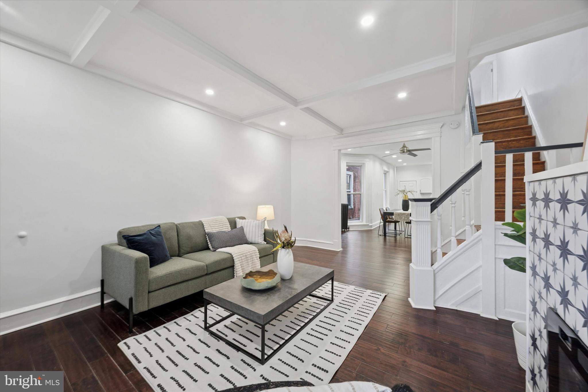 5754 LARCHWOOD AVENUE