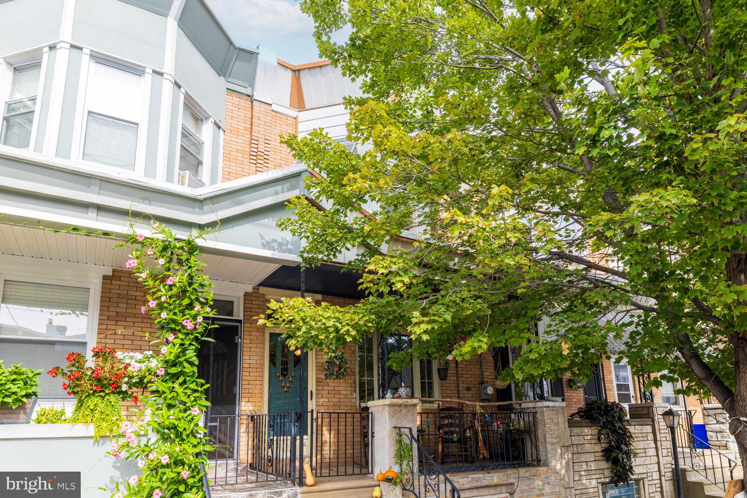 3142 CEDAR STREET