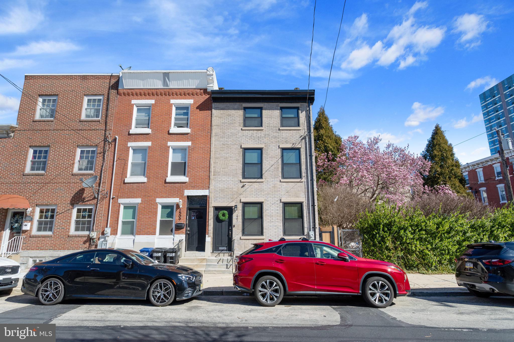 1507 W THOMPSON STREET