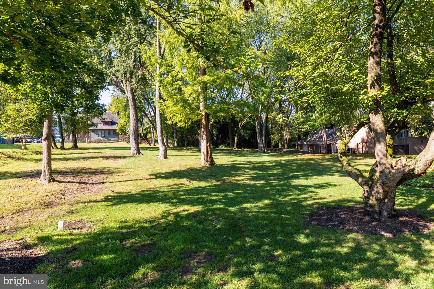 3025 W SCHOOL HOUSE LANE