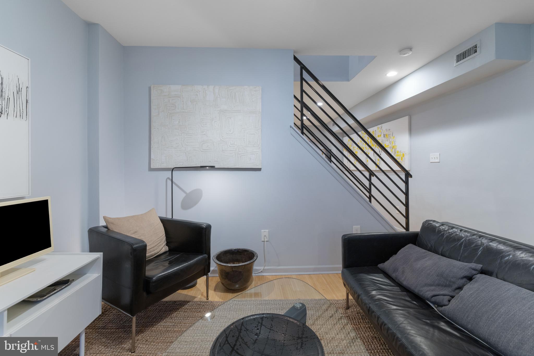 136 WRIGHT STREET
