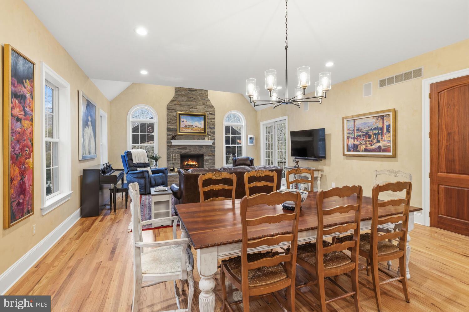 732 SAINT ANDREWS ROAD