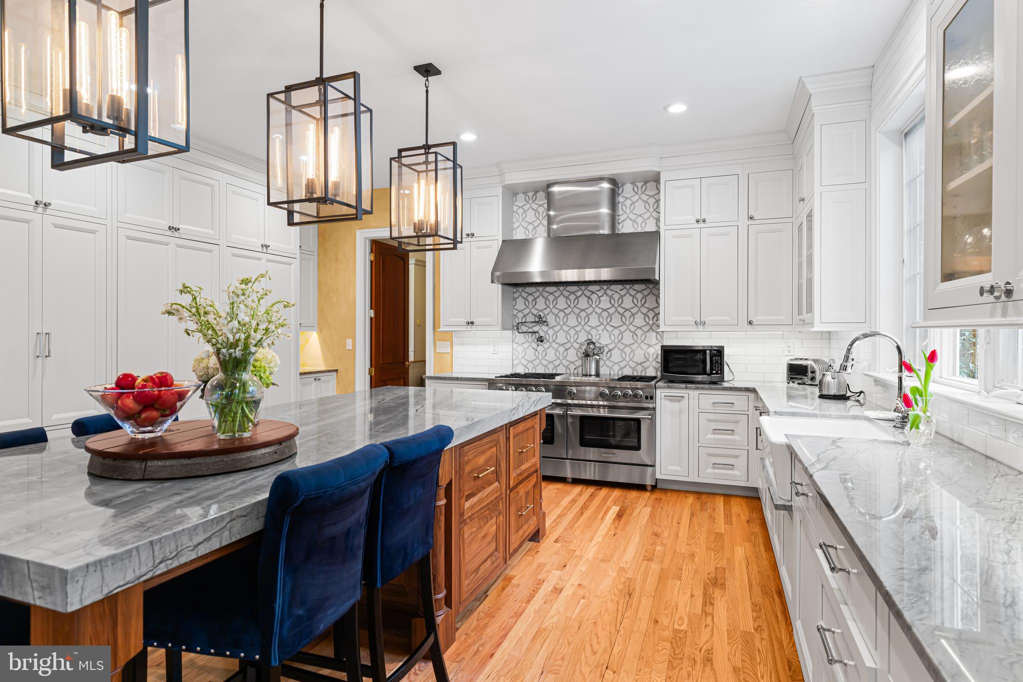 732 SAINT ANDREWS ROAD