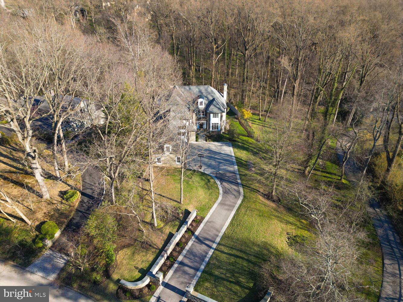 732 SAINT ANDREWS ROAD