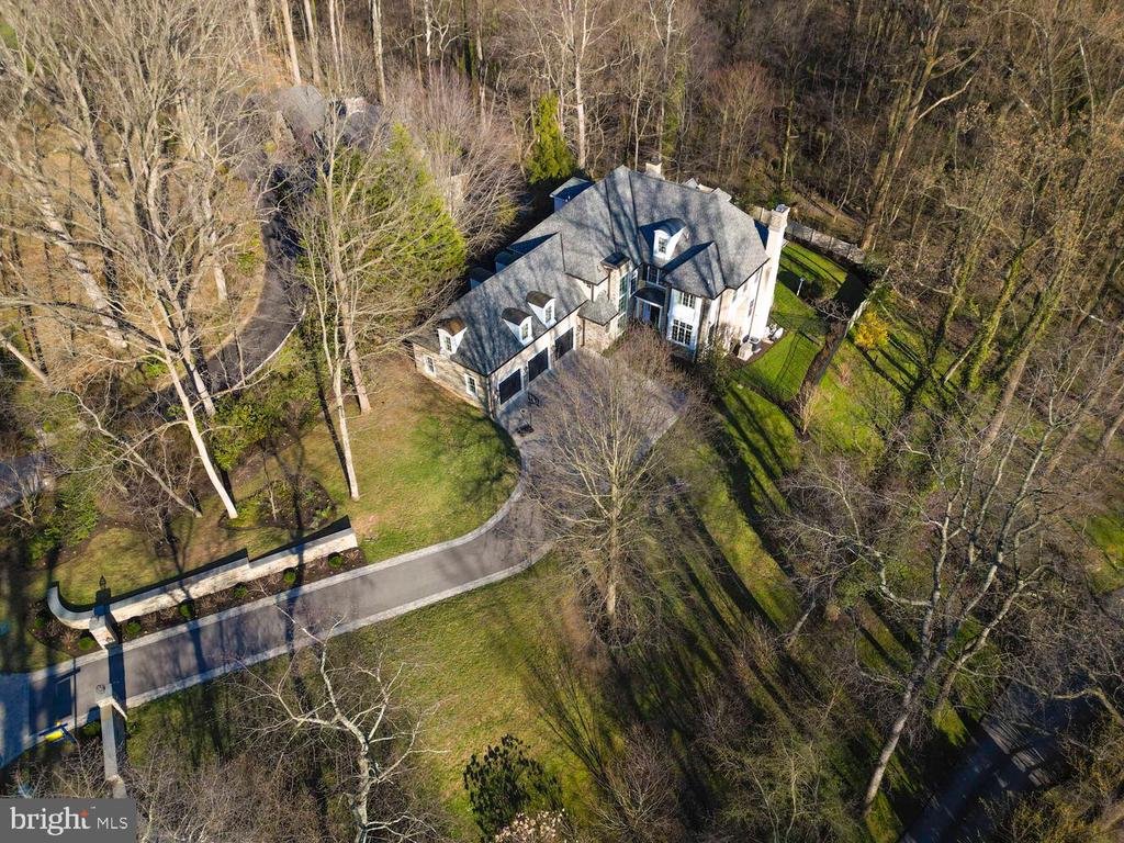 732 SAINT ANDREWS ROAD