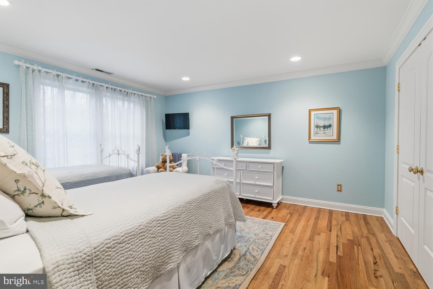 732 SAINT ANDREWS ROAD