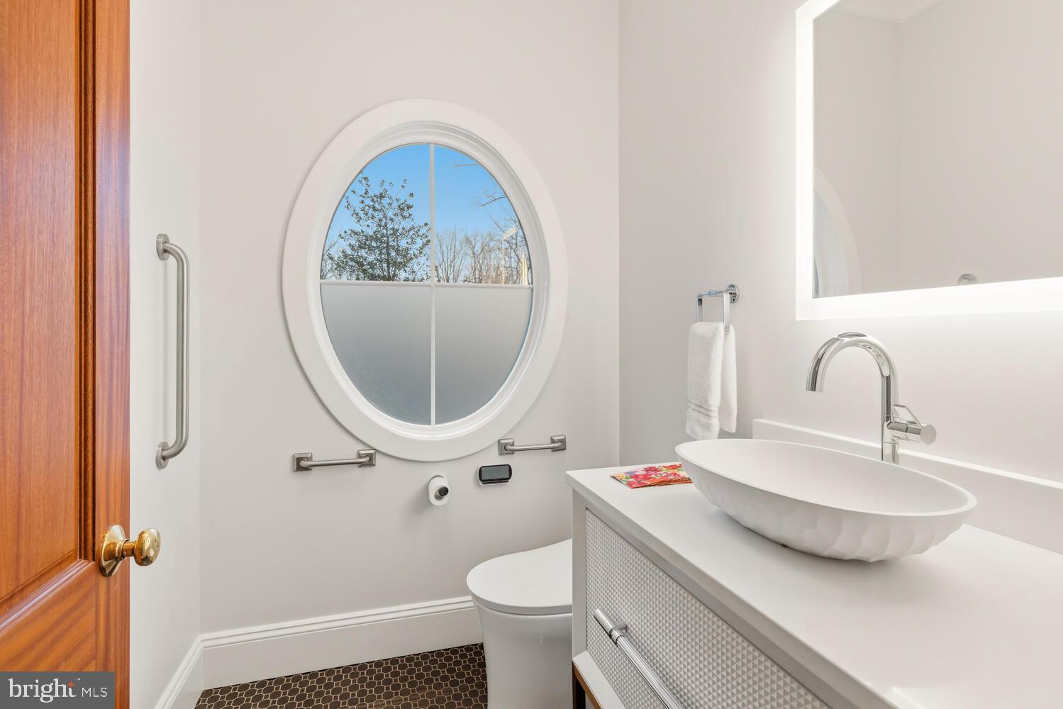 732 SAINT ANDREWS ROAD