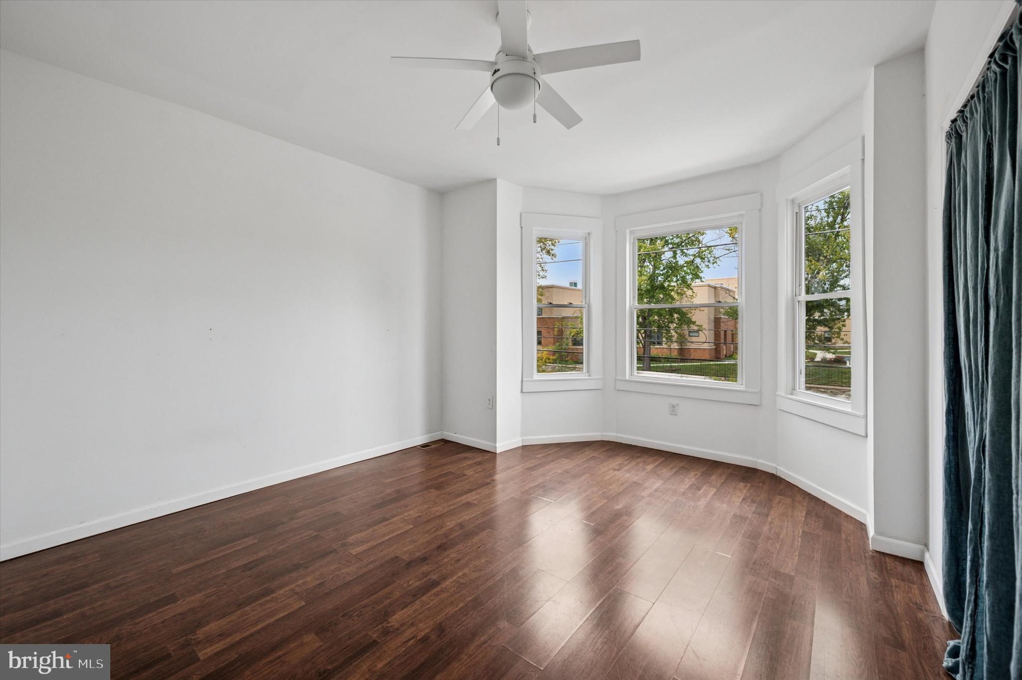 5326 KINGSESSING AVENUE