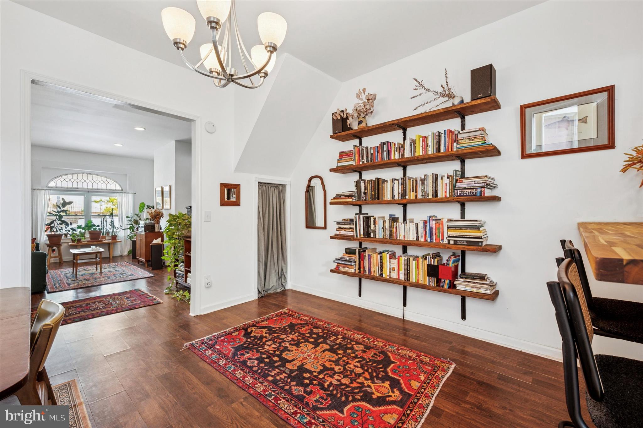 5326 KINGSESSING AVENUE