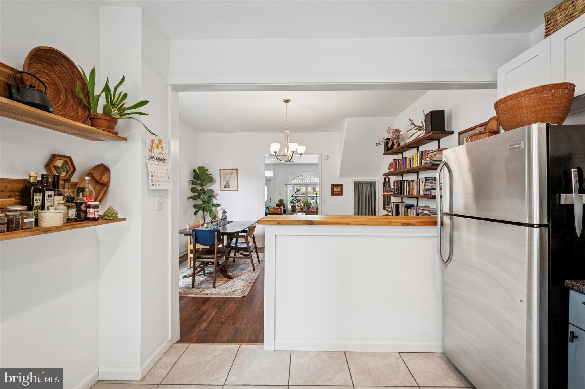 5326 KINGSESSING AVENUE