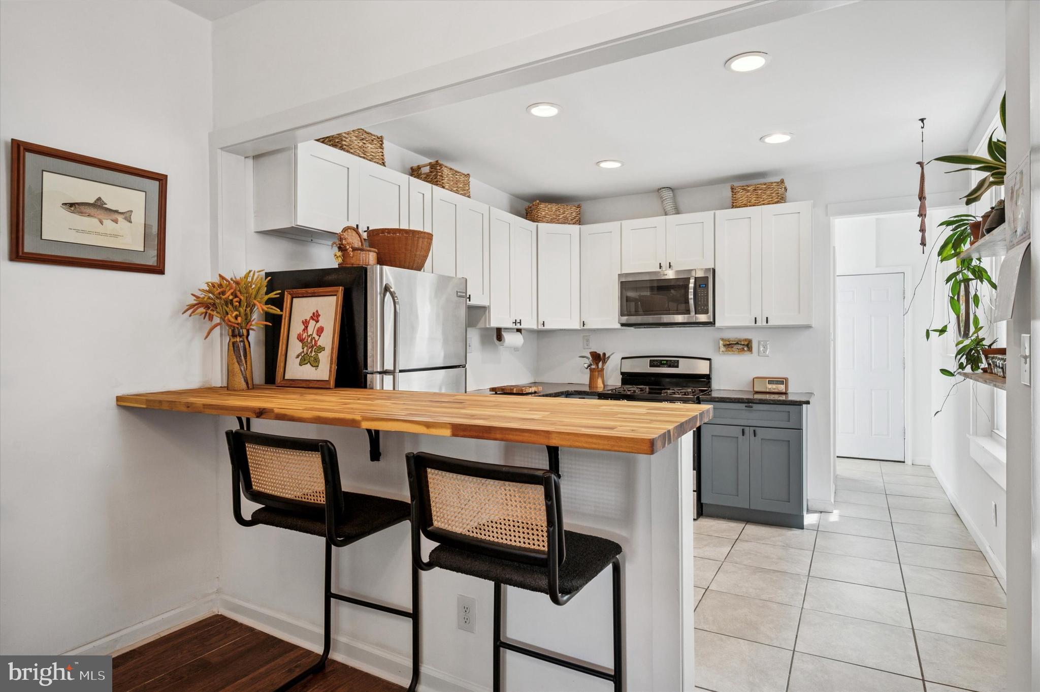 5326 KINGSESSING AVENUE