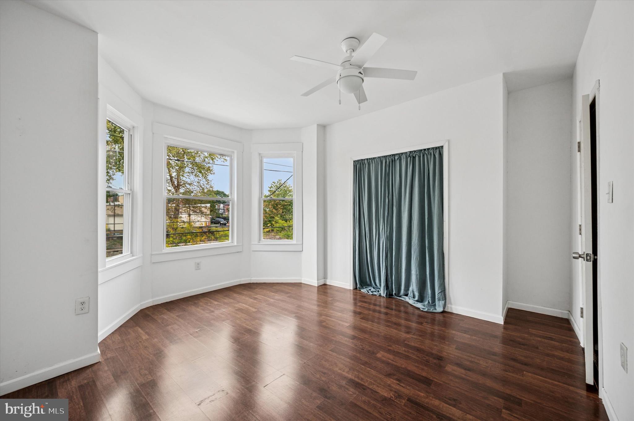 5326 KINGSESSING AVENUE