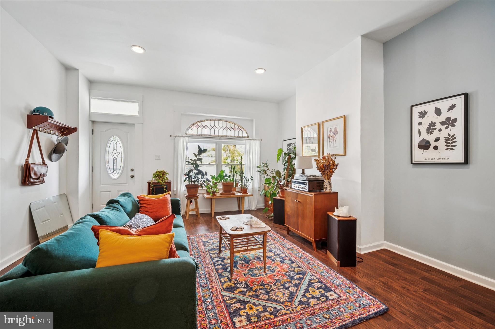 5326 KINGSESSING AVENUE