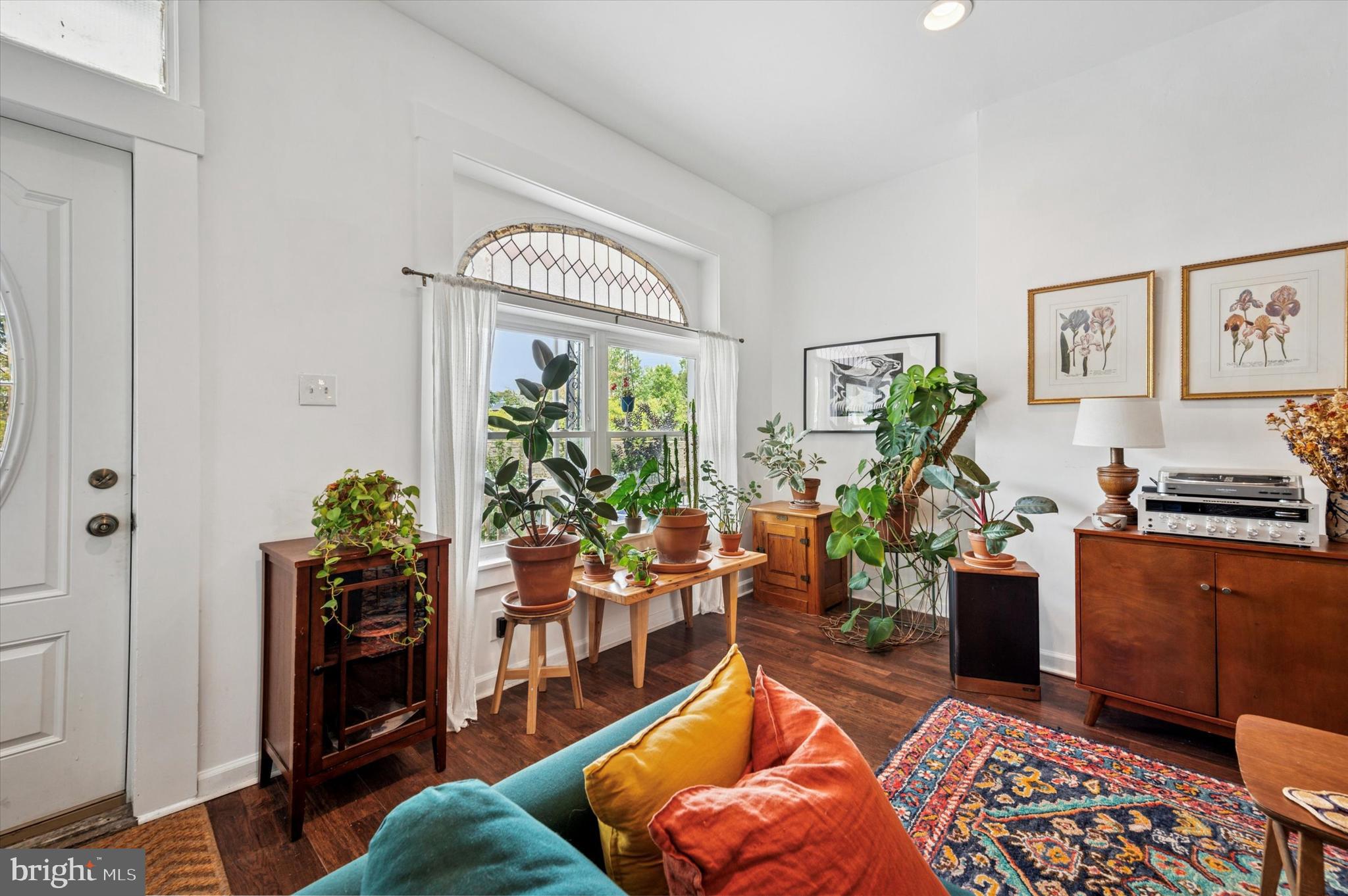 5326 KINGSESSING AVENUE