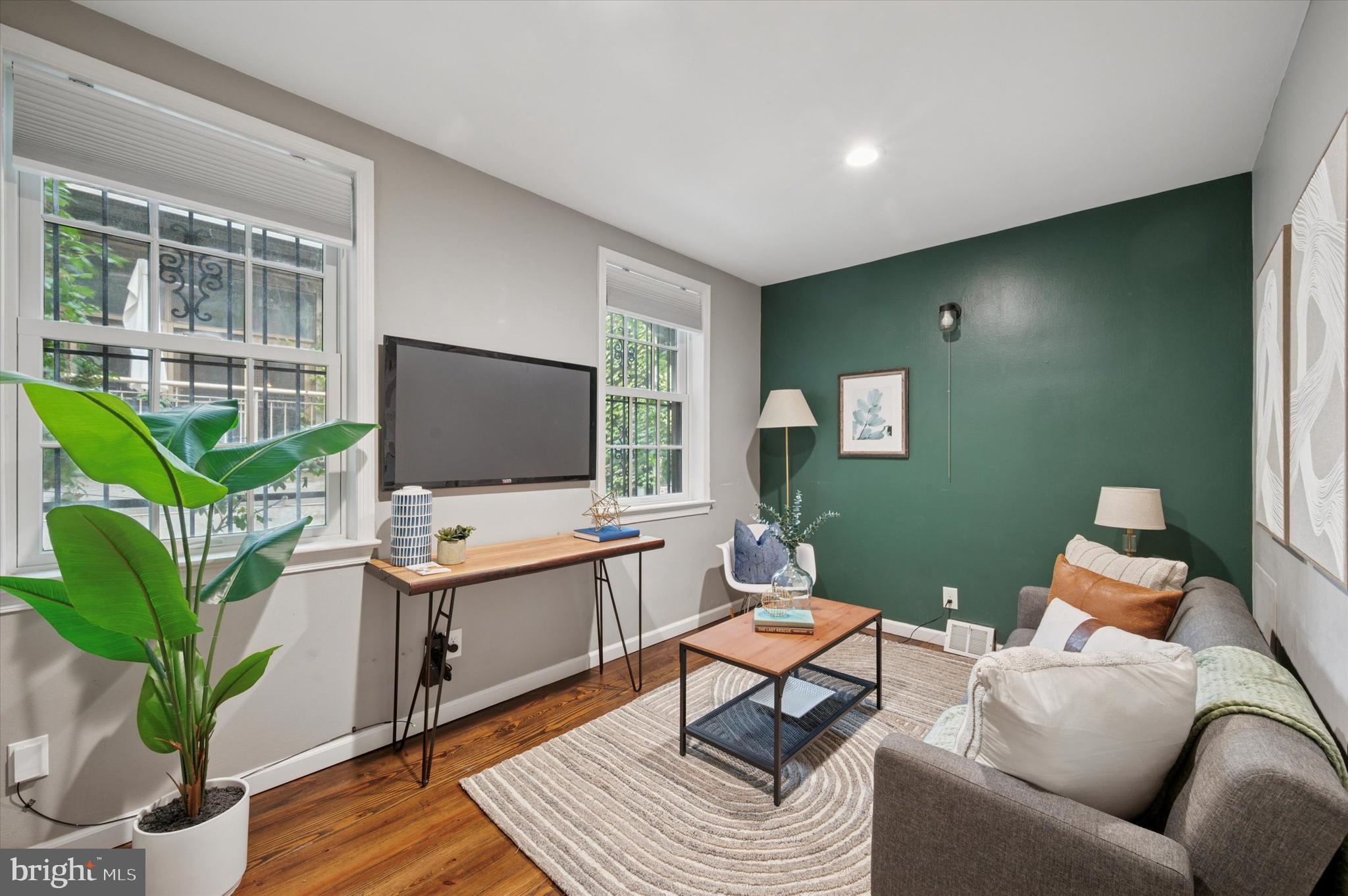 2138 TRYON STREET