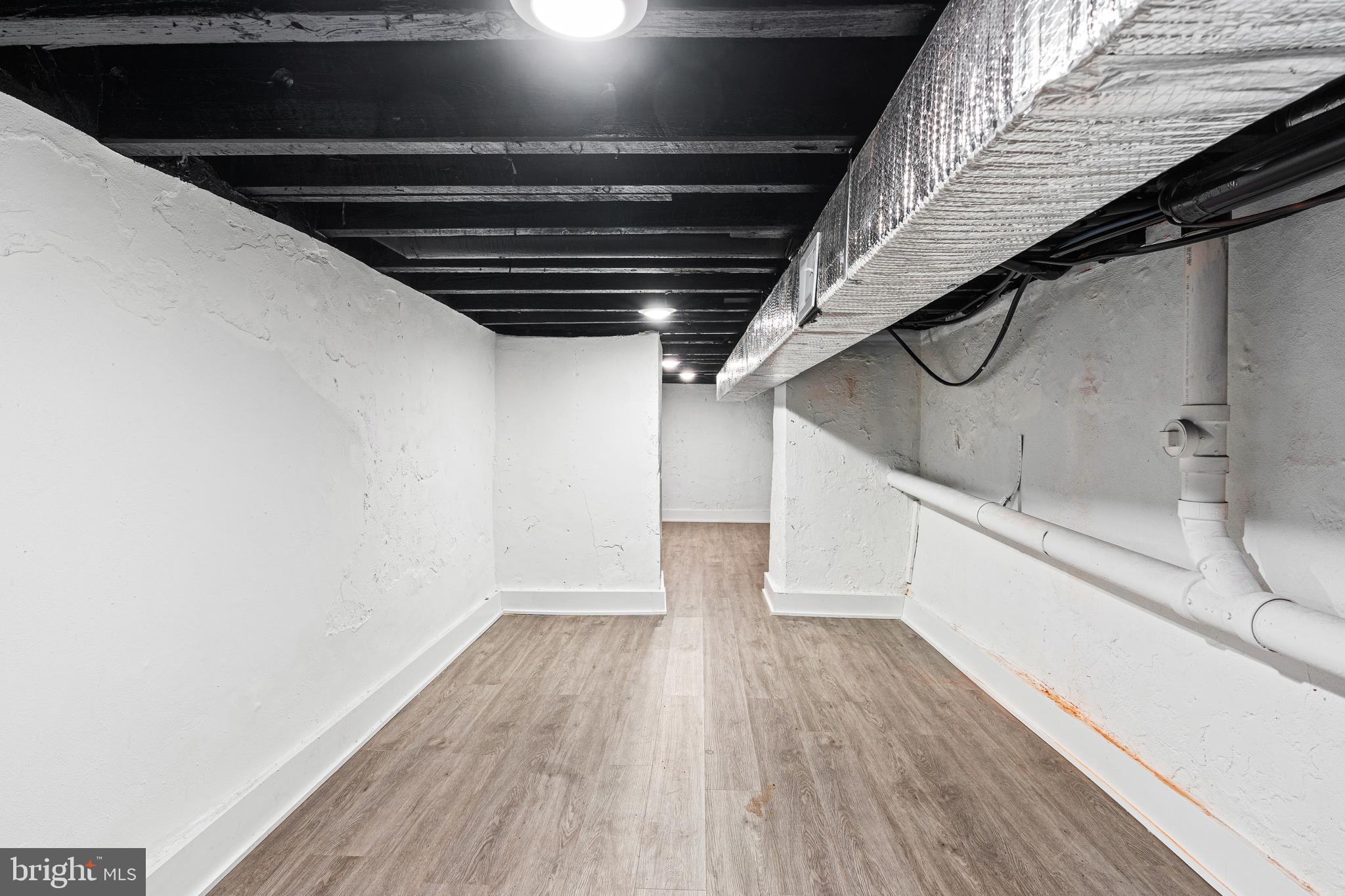2125 S 9TH STREET