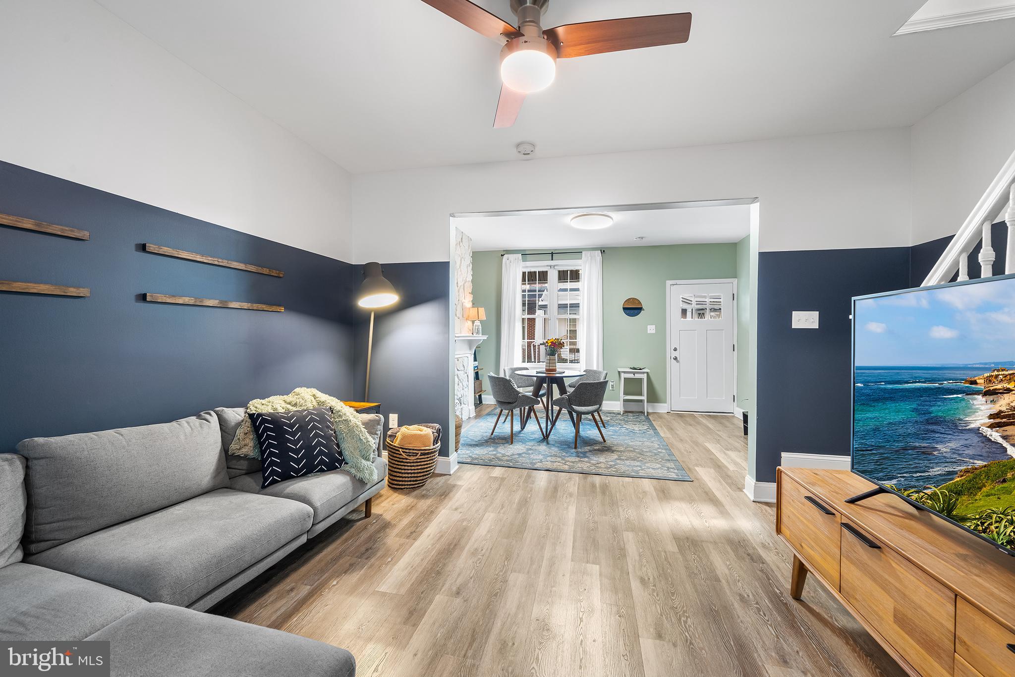 1542 N HOLLYWOOD STREET