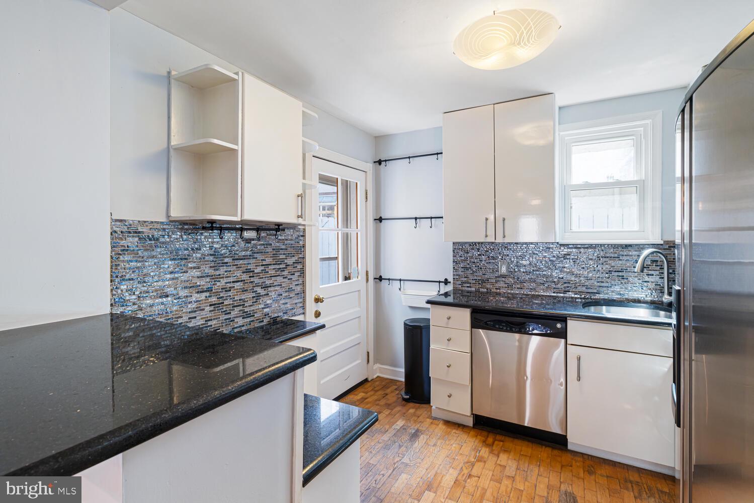 126 GREENWICH STREET