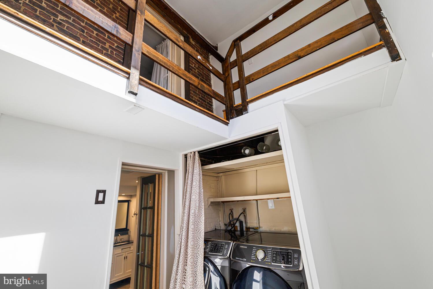 126 GREENWICH STREET