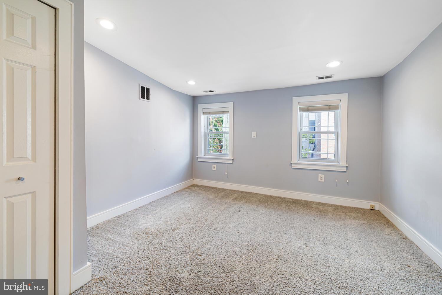 126 GREENWICH STREET