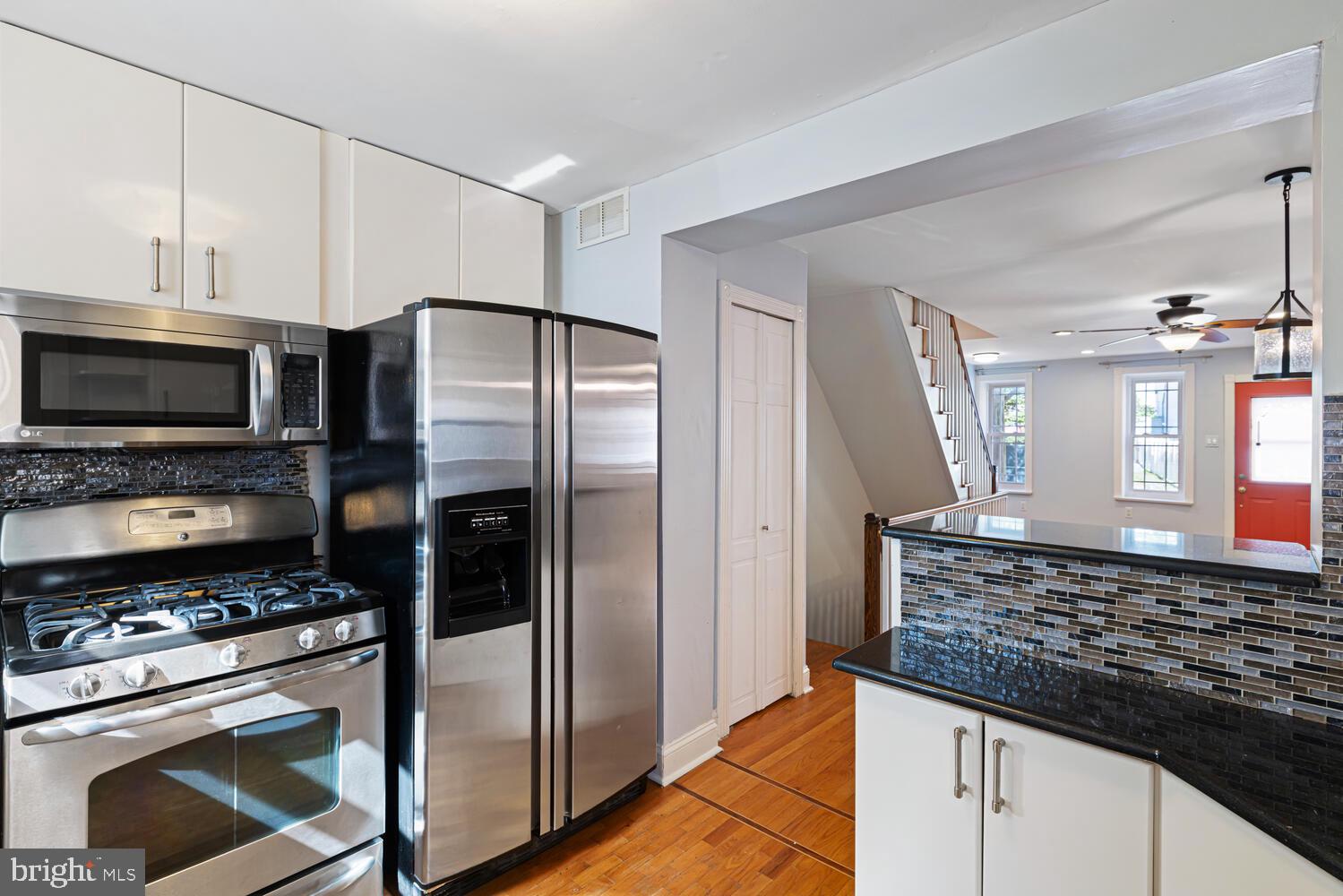 126 GREENWICH STREET