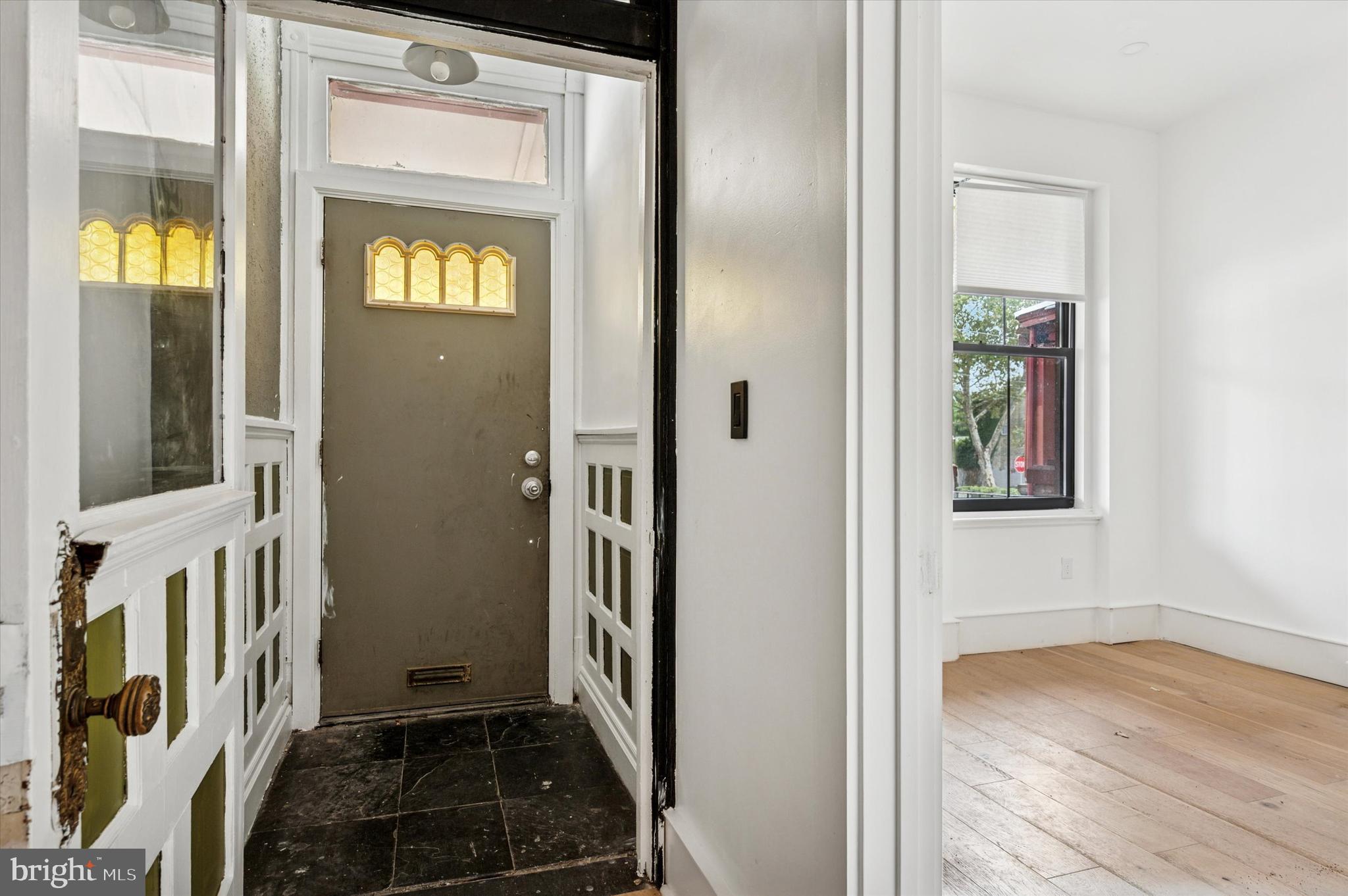 4923 WARRINGTON AVENUE