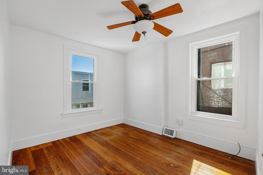 1523 S 16TH STREET