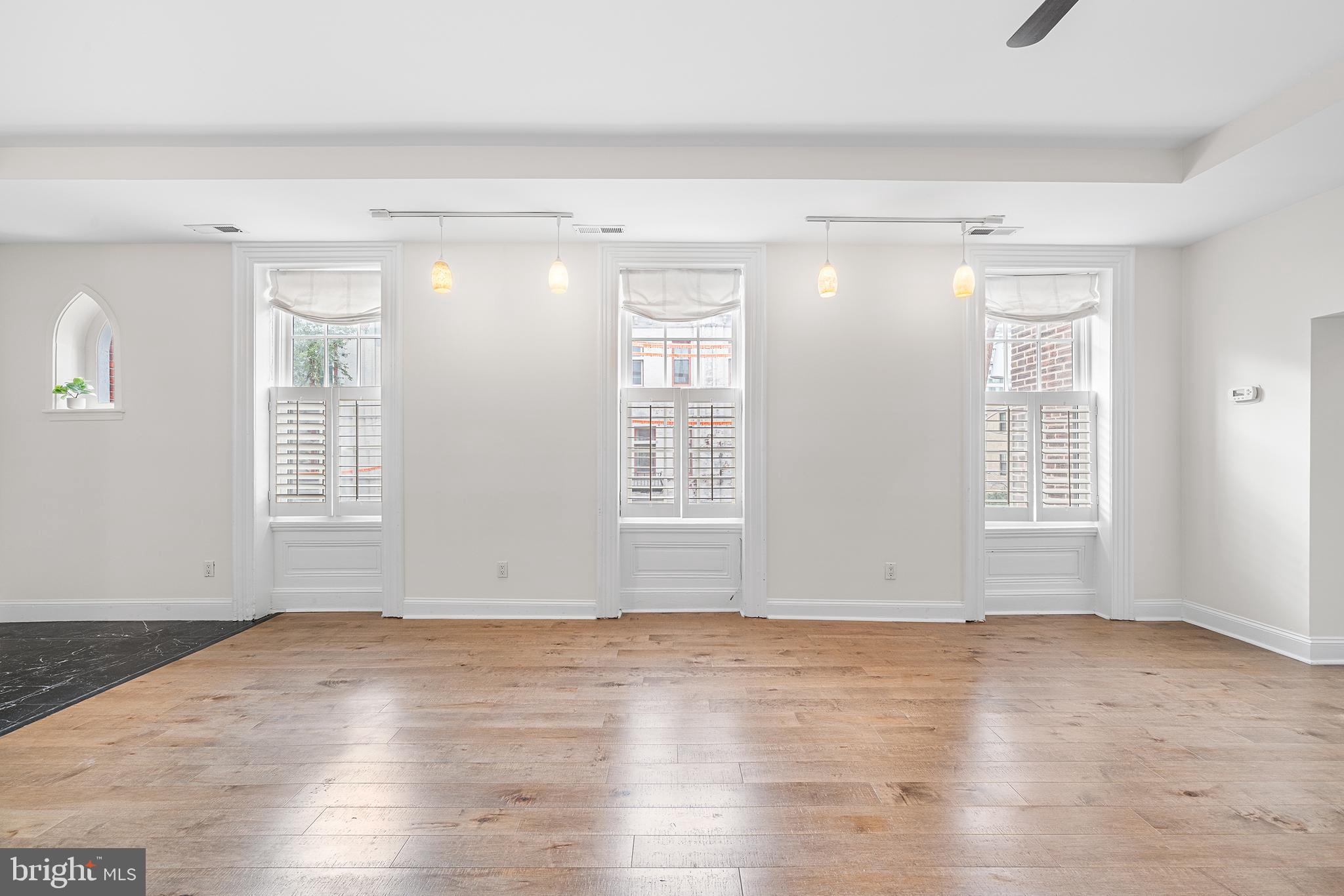 2231 GREEN STREET 00 5