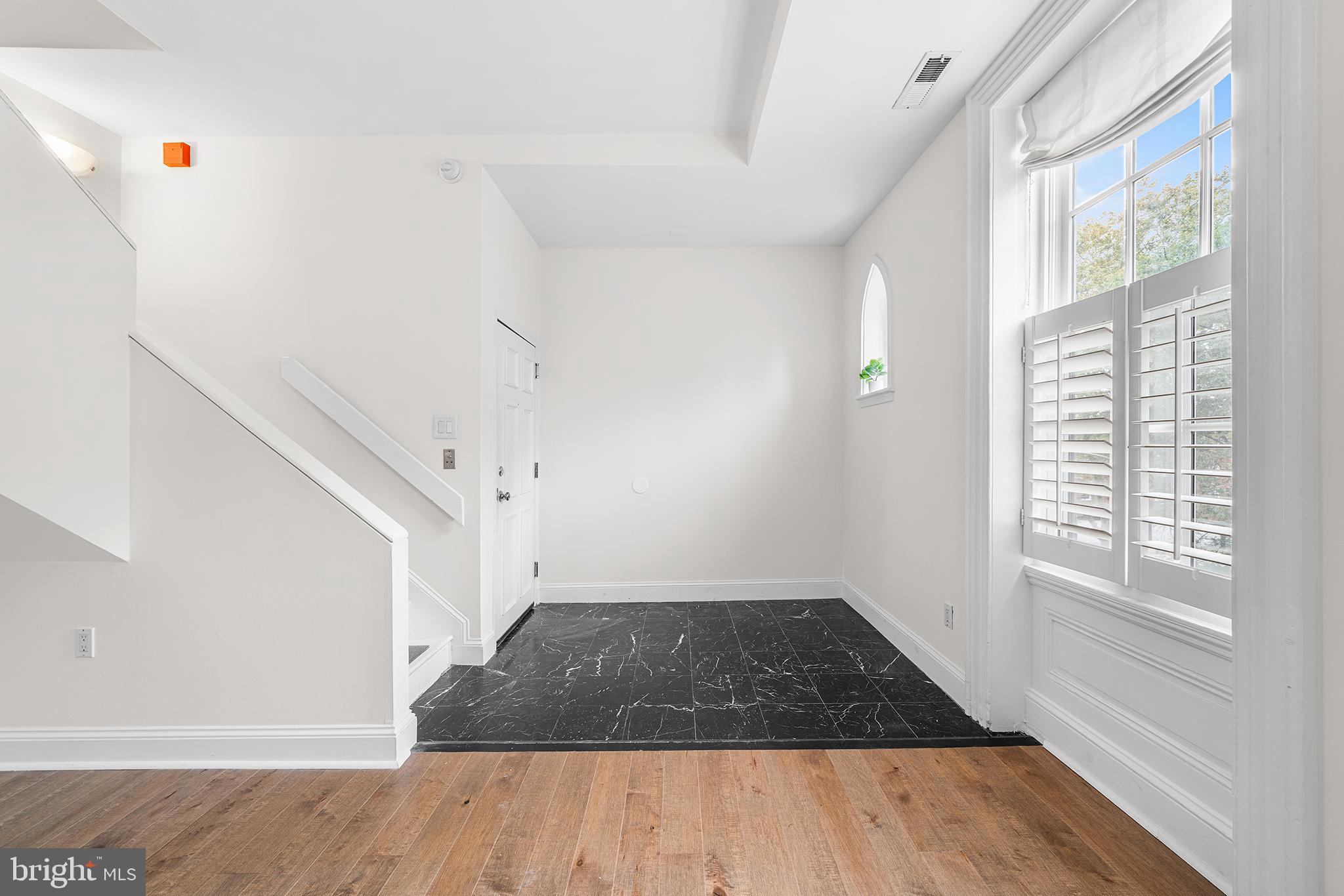 2231 GREEN STREET 00 5