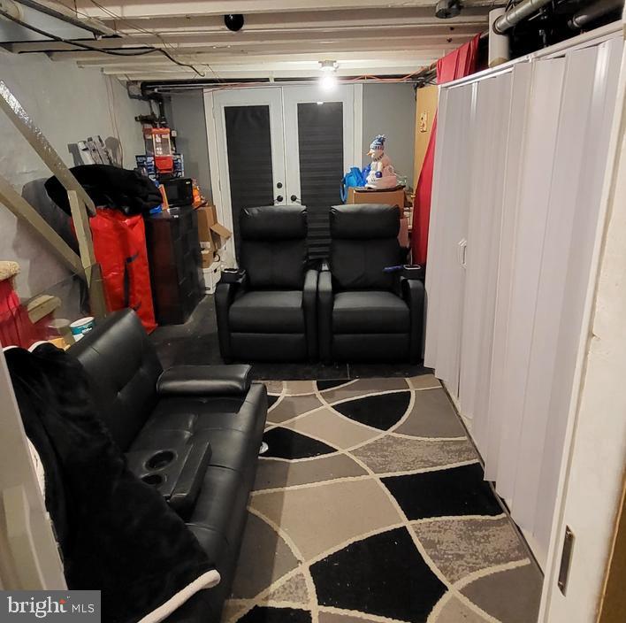 740 E RITTENHOUSE STREET