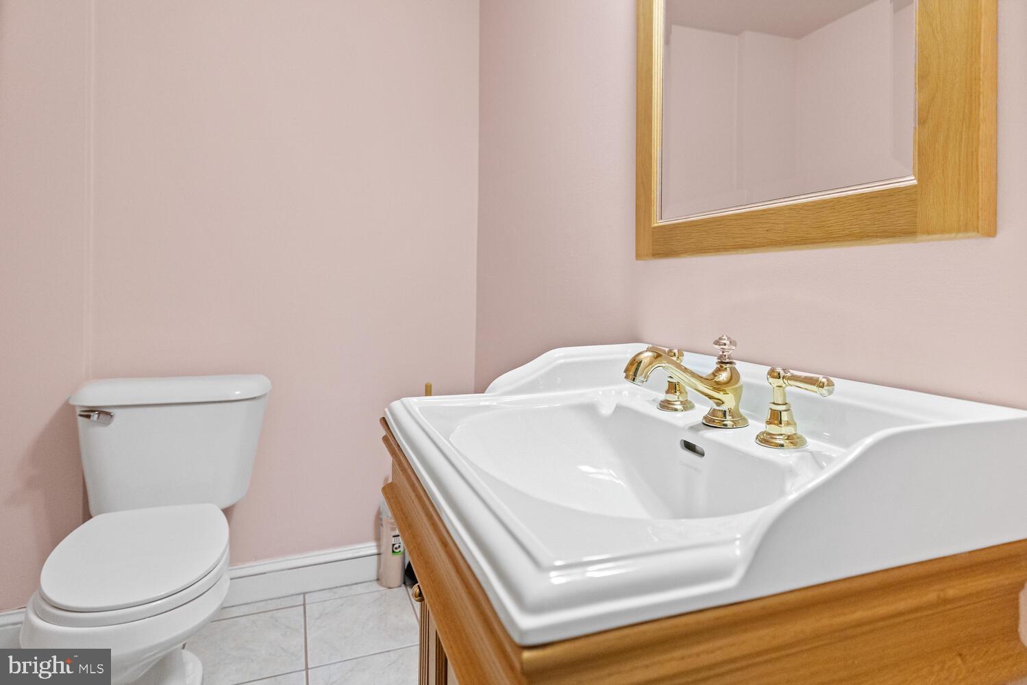 812 LOMBARD STREET 31