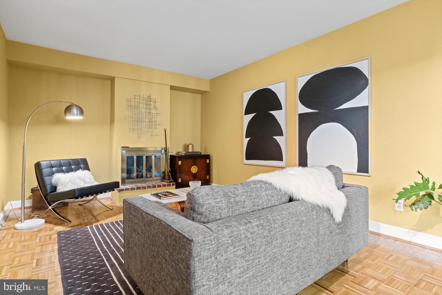 812 LOMBARD STREET 31