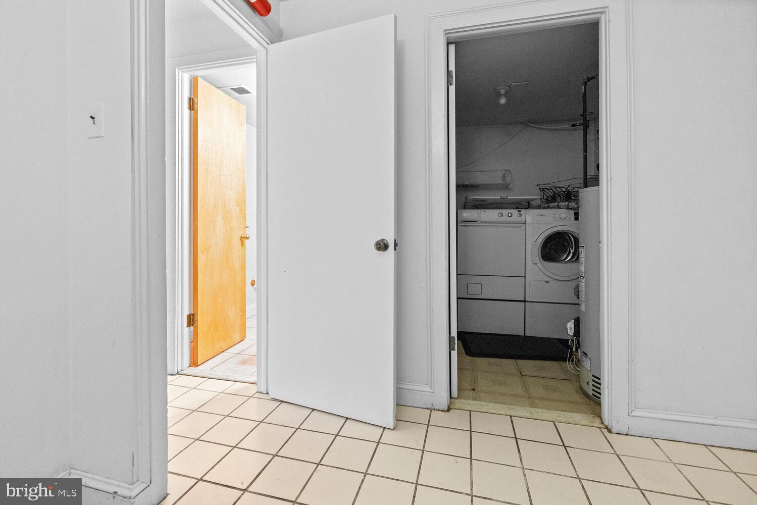 812 LOMBARD STREET 31