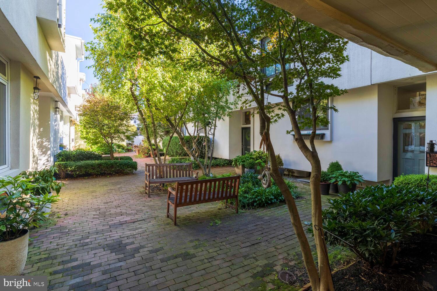 812 LOMBARD STREET 31