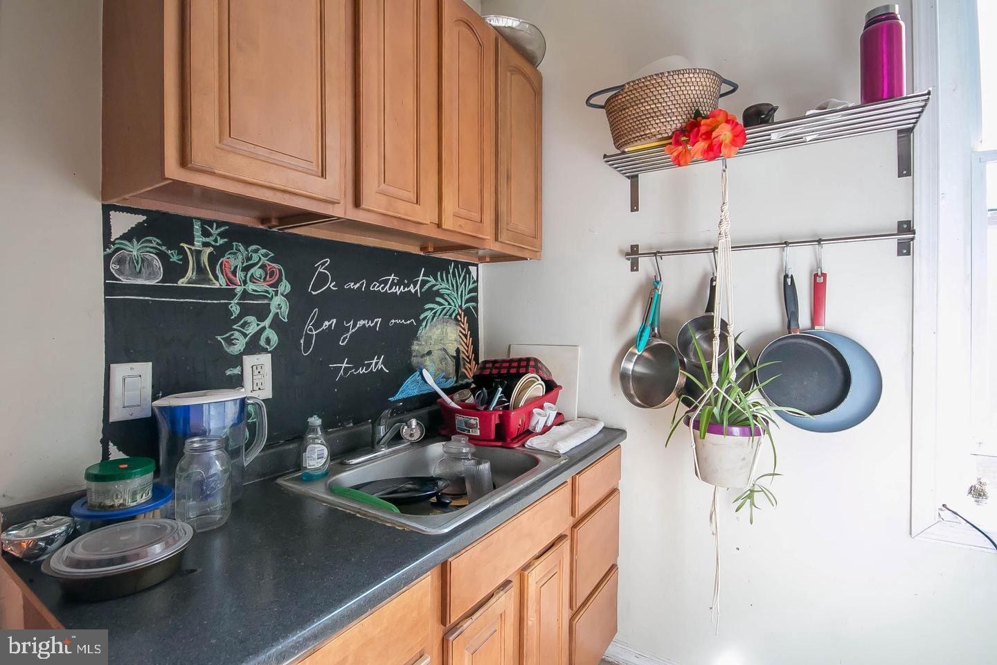 4715 SPRINGFIELD AVENUE