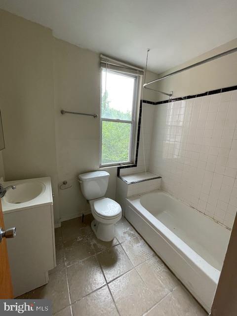 4715 SPRINGFIELD AVENUE