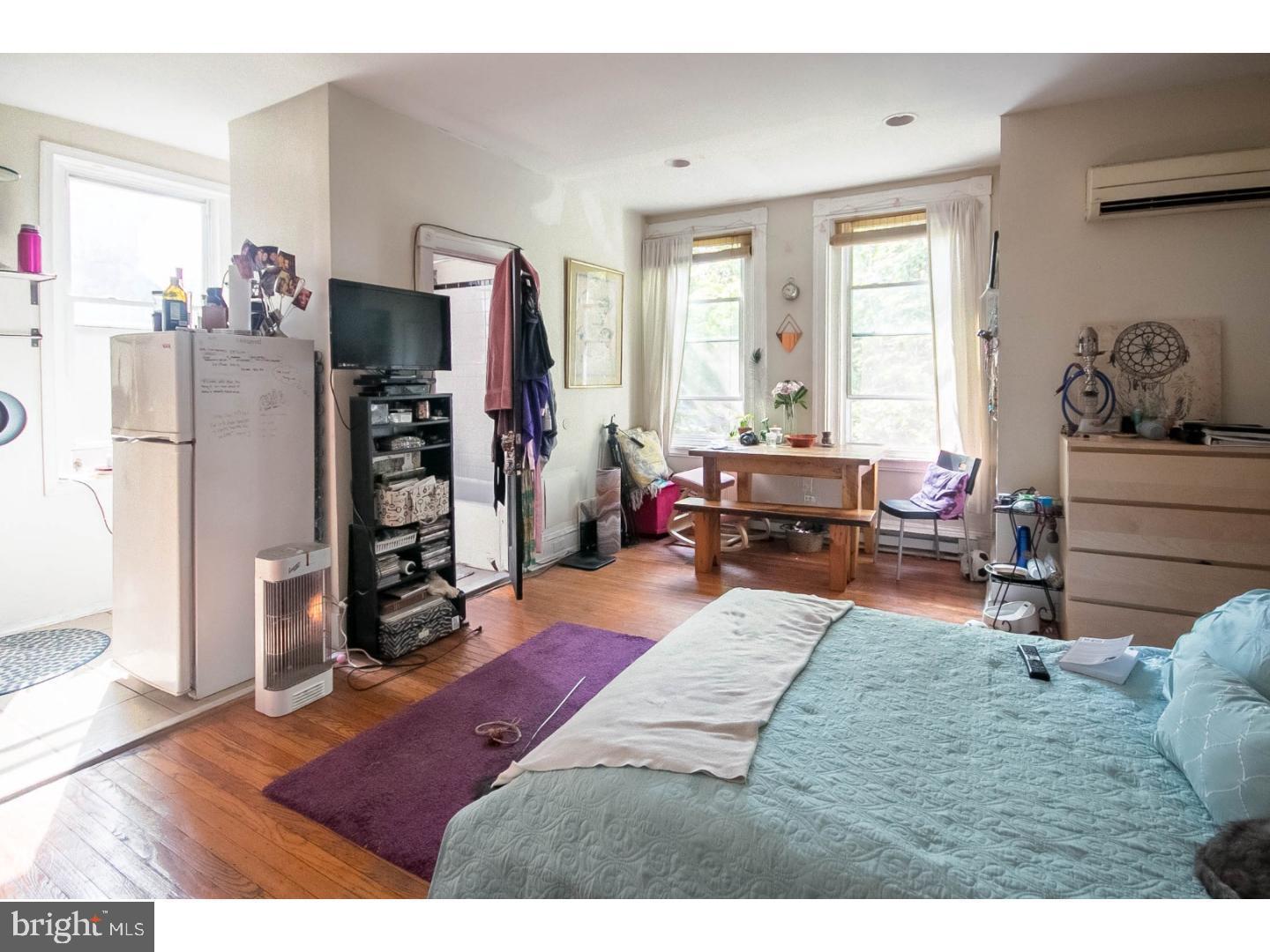 4715 SPRINGFIELD AVENUE