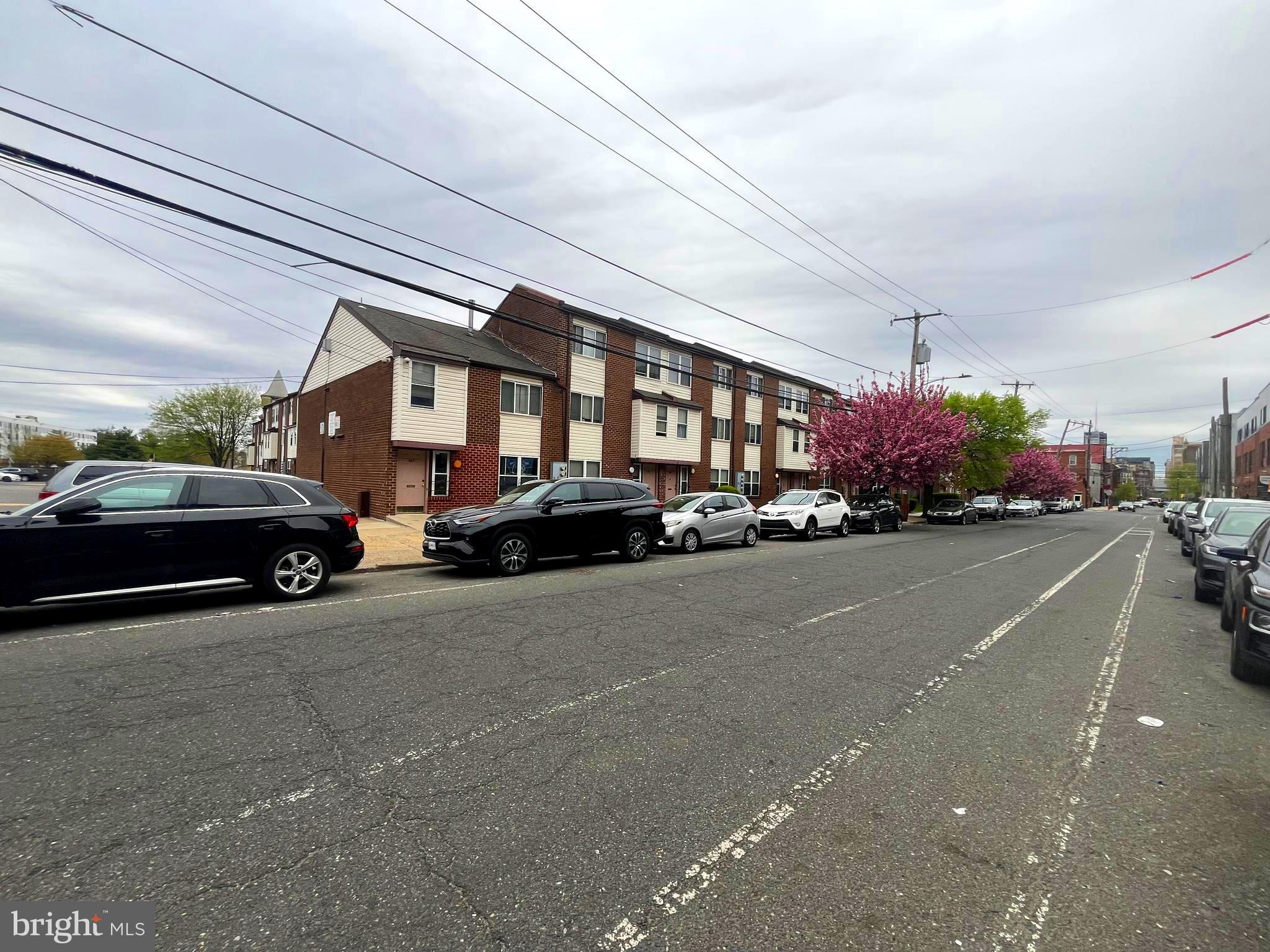 678 N 13TH STREET