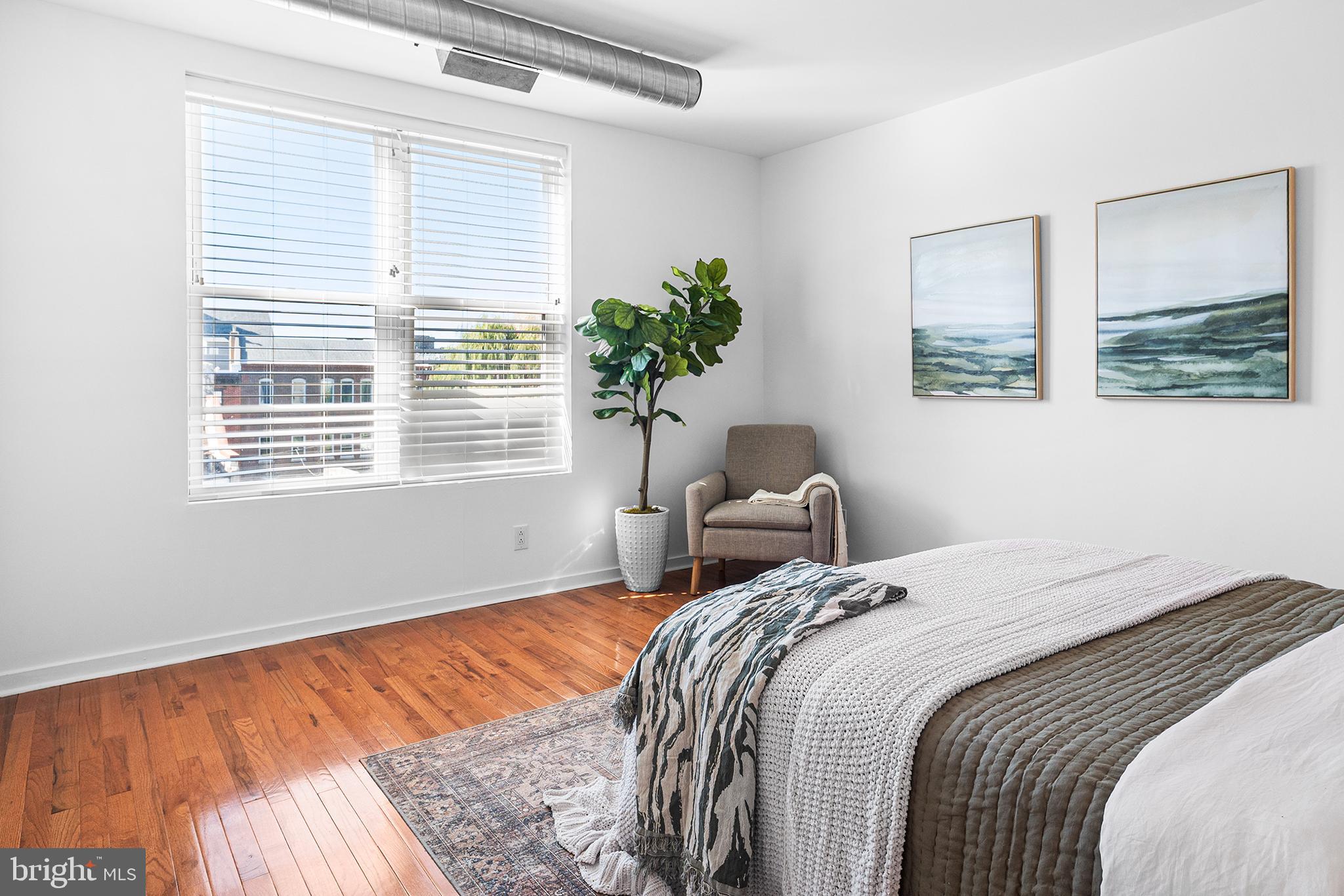 712 N 2ND STREET 16 34