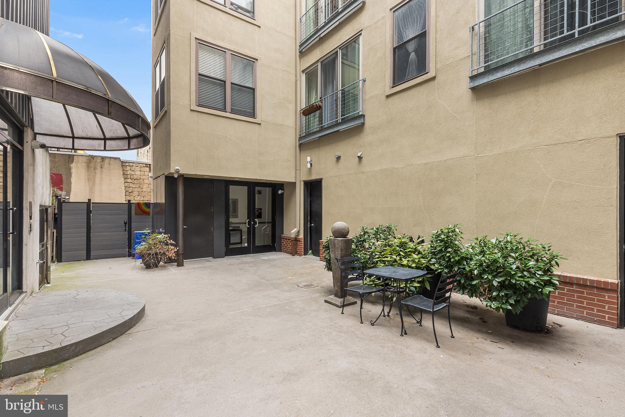 712 N 2ND STREET 16 34