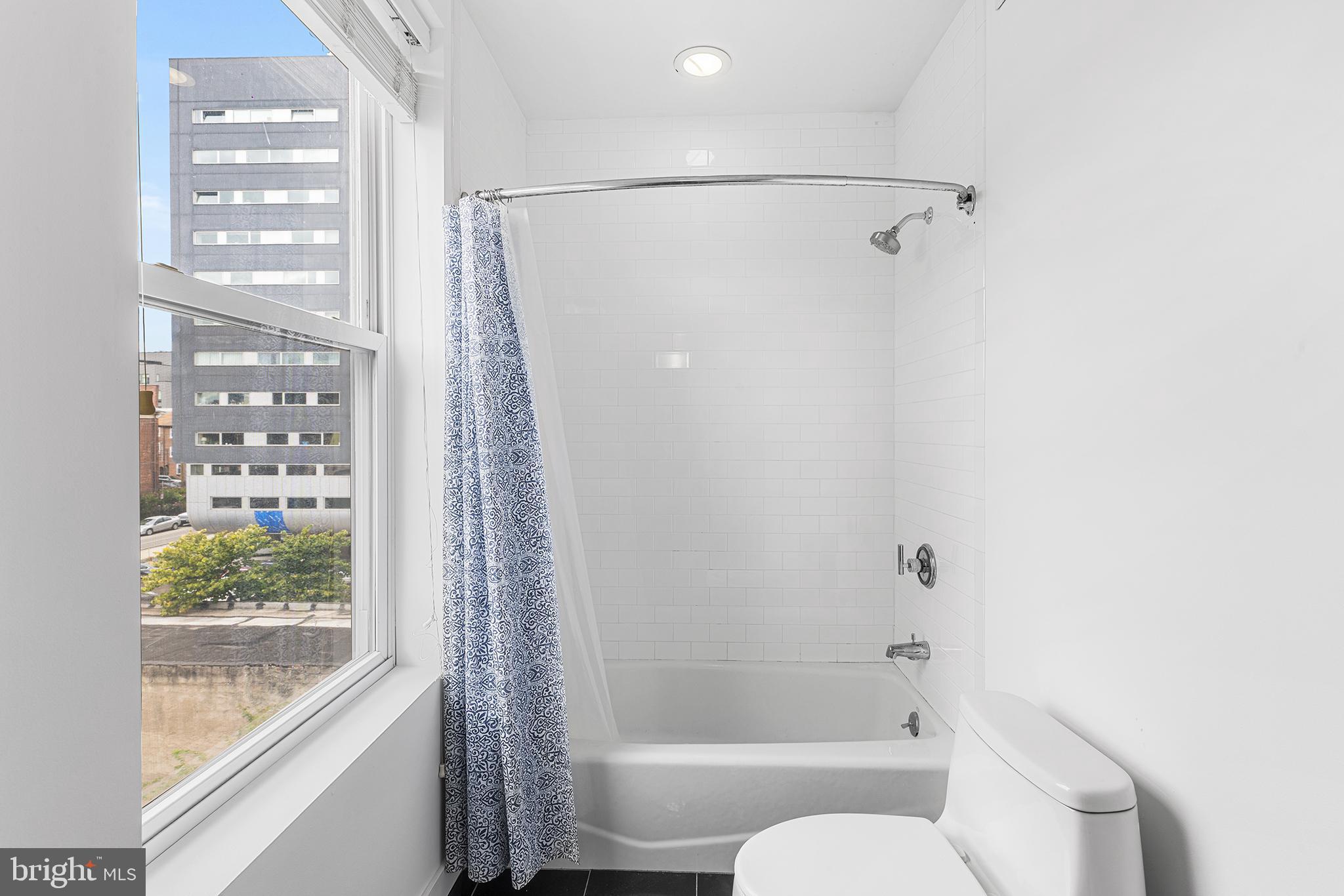 712 N 2ND STREET 16 34