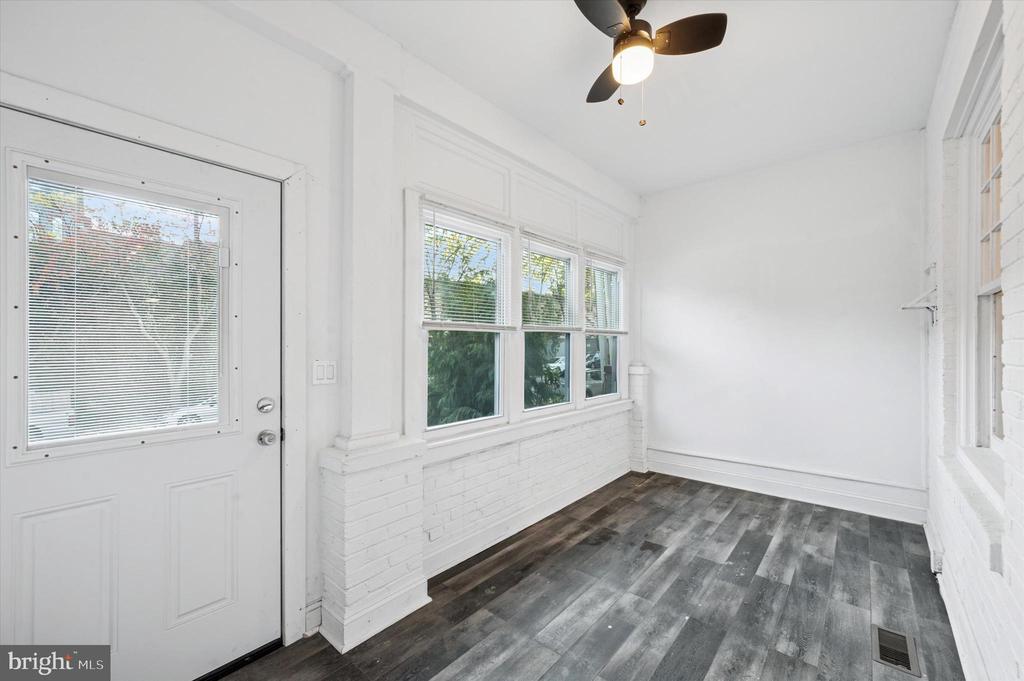 1053 S 50TH STREET