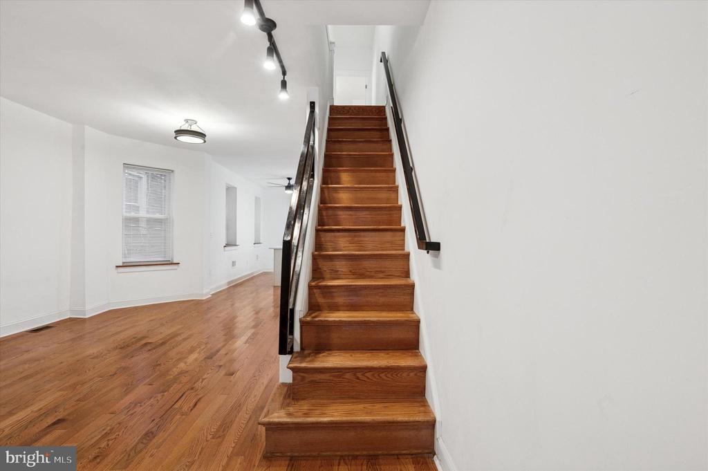 1053 S 50TH STREET