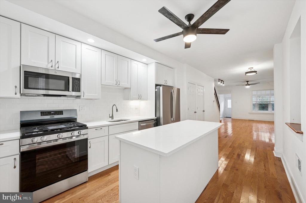 1053 S 50TH STREET