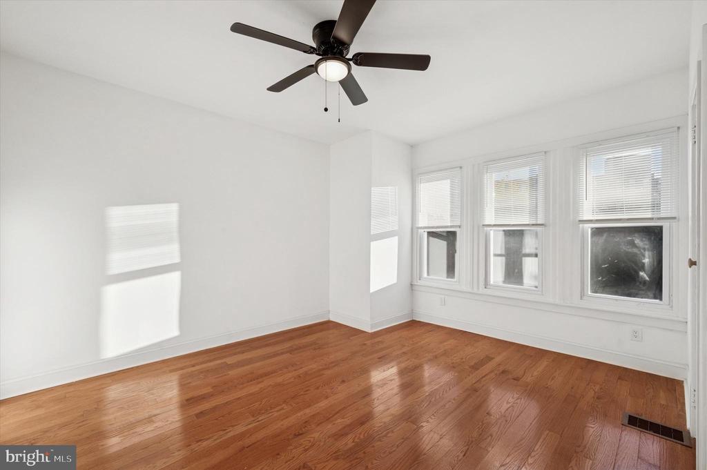 1053 S 50TH STREET