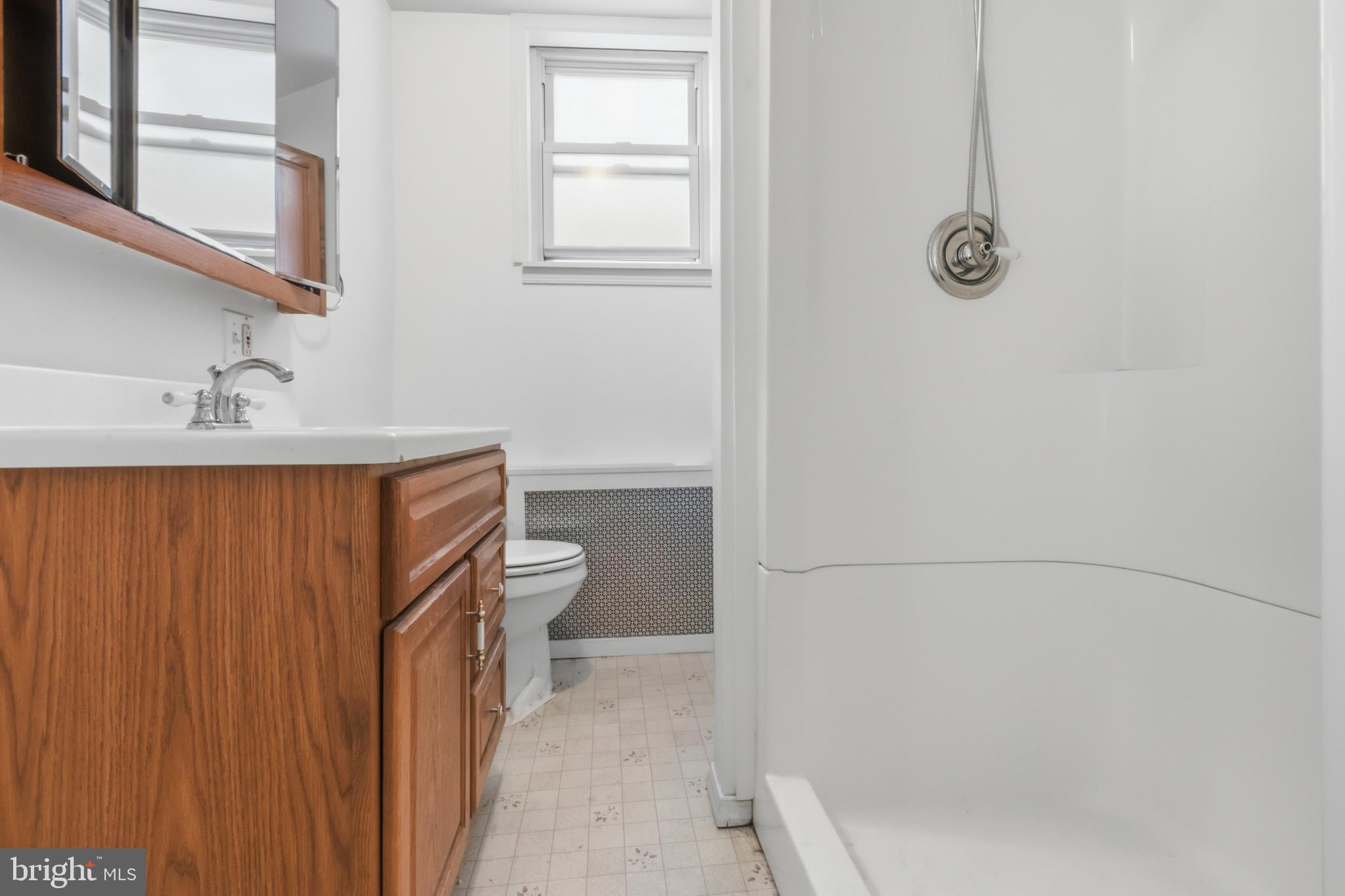 2354 E CUMBERLAND STREET