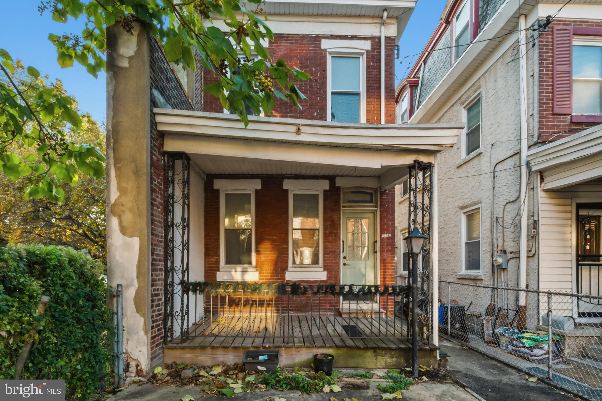 2354 E CUMBERLAND STREET