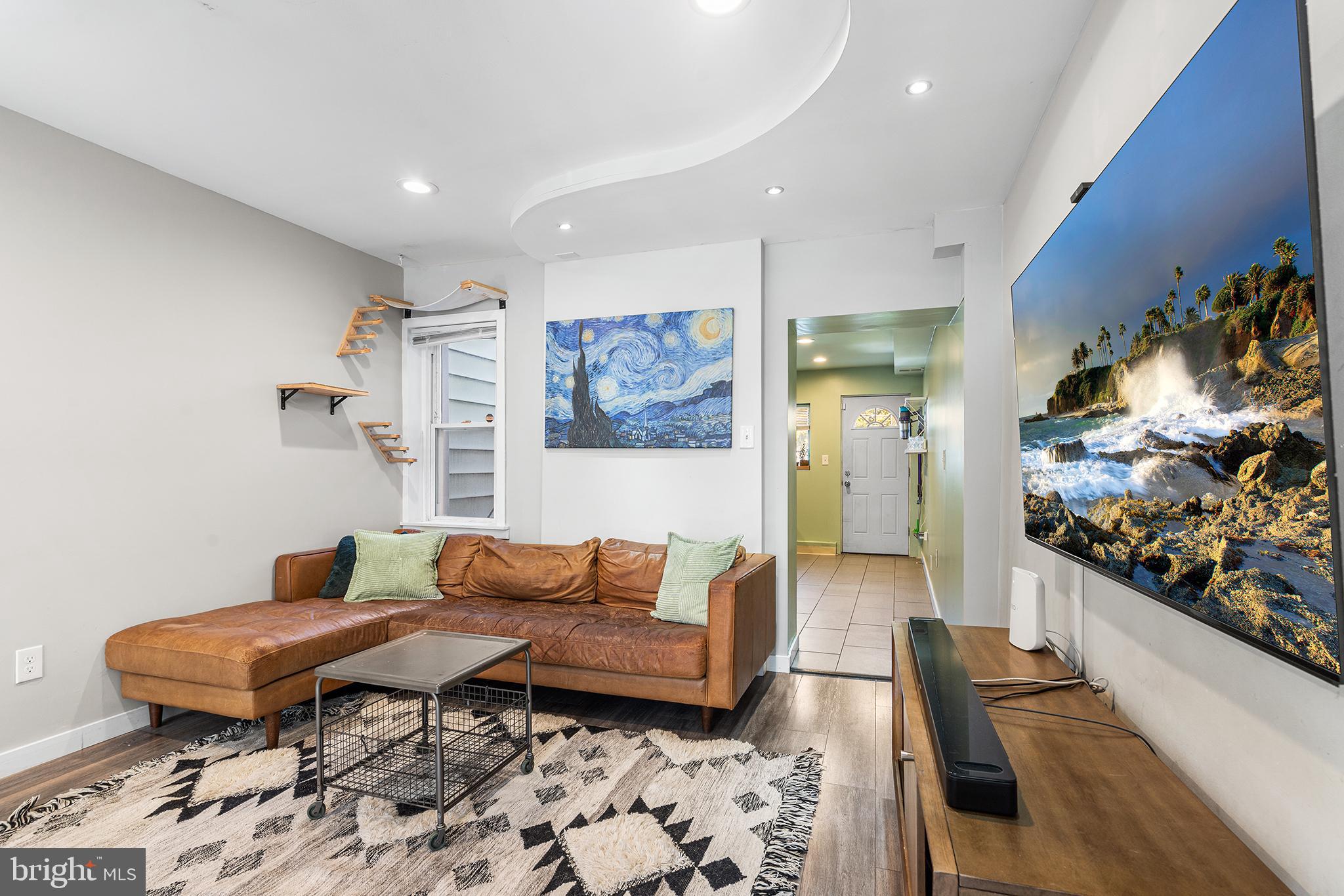 1837 E ALBERT STREET