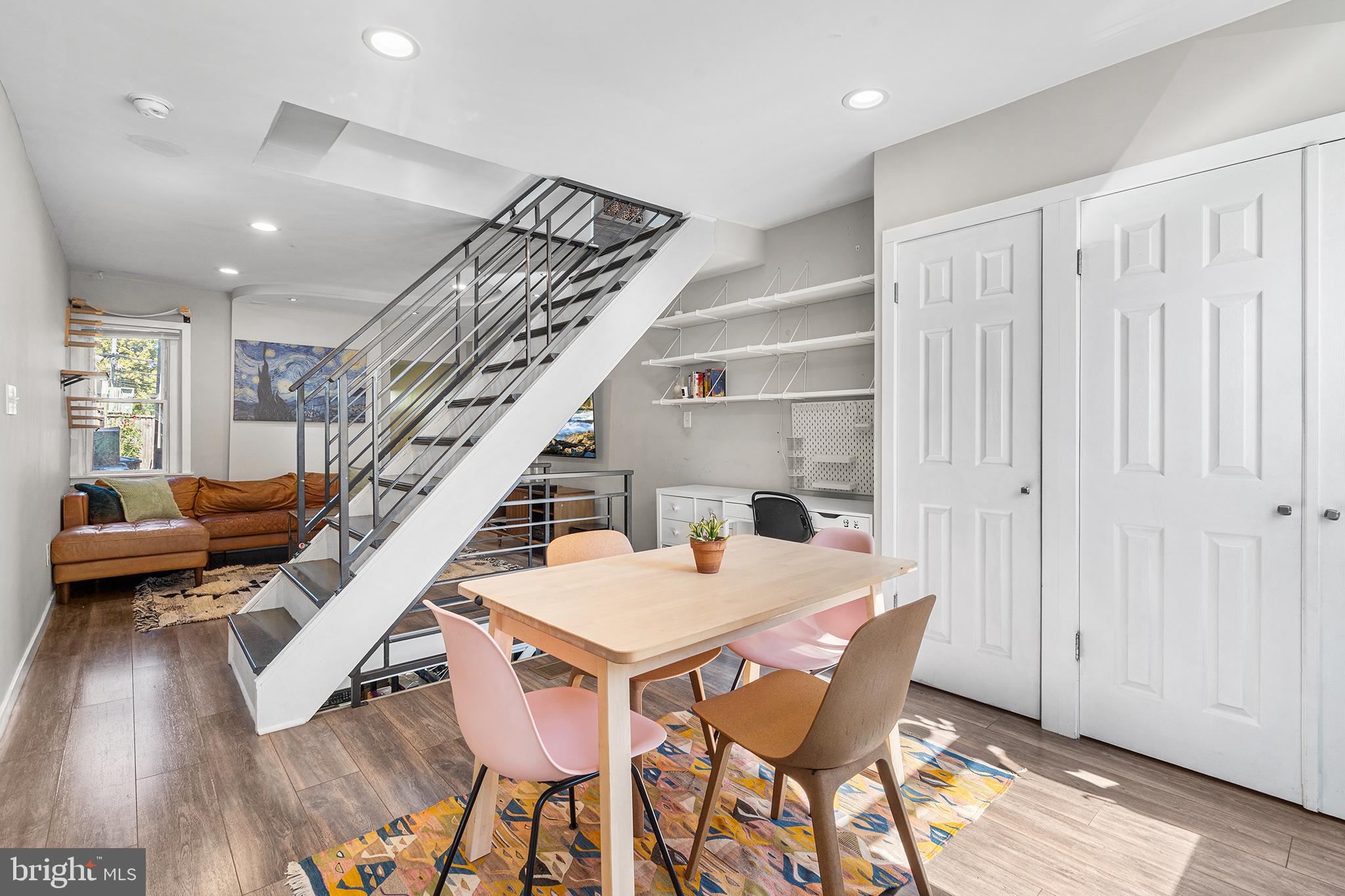 1837 E ALBERT STREET